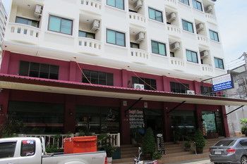 Hotel Somjai House Si Racha Zewnętrze zdjęcie