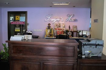 Hotel Somjai House Si Racha Zewnętrze zdjęcie